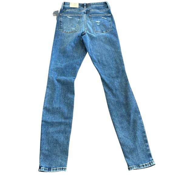 NWT Universal Thread High Rise Skinny Slim Leg Ripped Jeans‎ Stretch Women 0 R - Picture 2 of 8